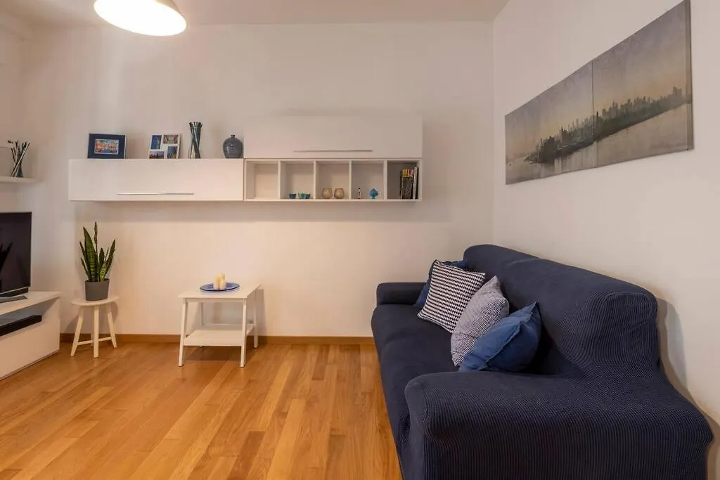Bnbutler - Strigelli, 13 - Accogliente Bilocale Con Balcone Милан 0*,  Италия
