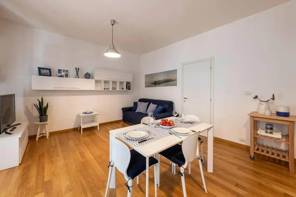 Апартаменты Bnbutler - Strigelli, 13 - Accogliente Bilocale Con Balcone Милан Италия